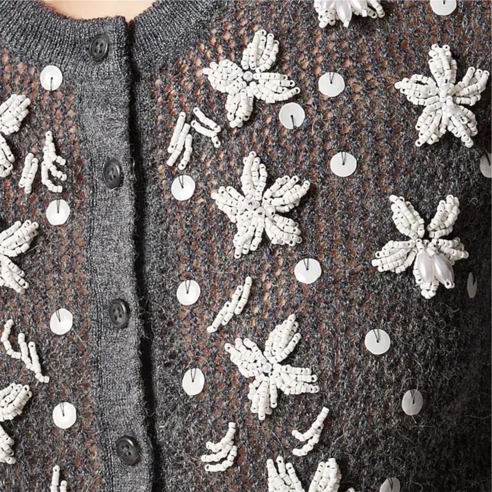 Statement Sweater - Picture 2 of 3